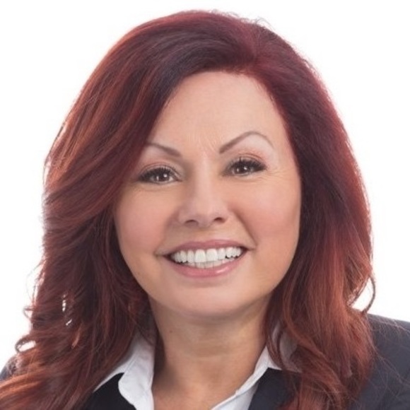 Meet your Posher, Ginette - Picture 1 of 1